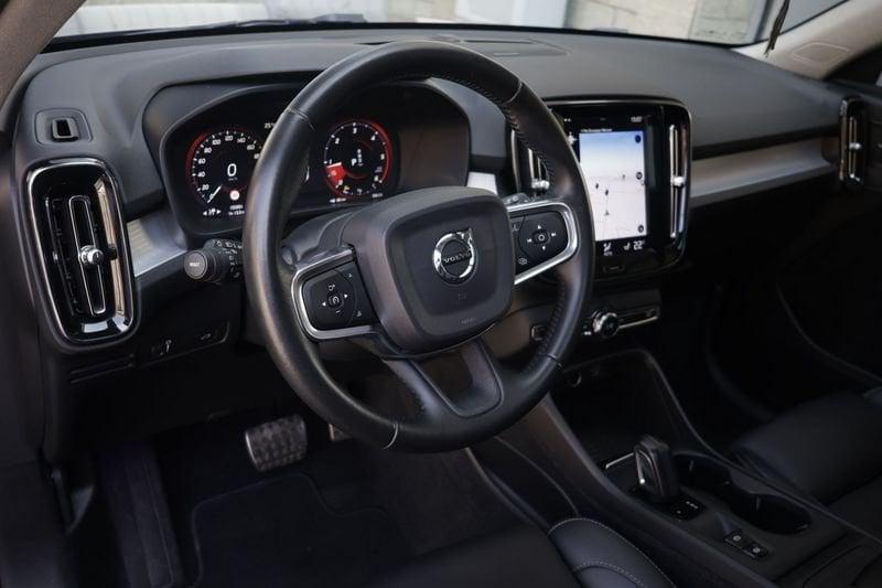 Volvo XC40 D4 AWD Geartronic R-design Tetto Panoramico Unicoproprietario