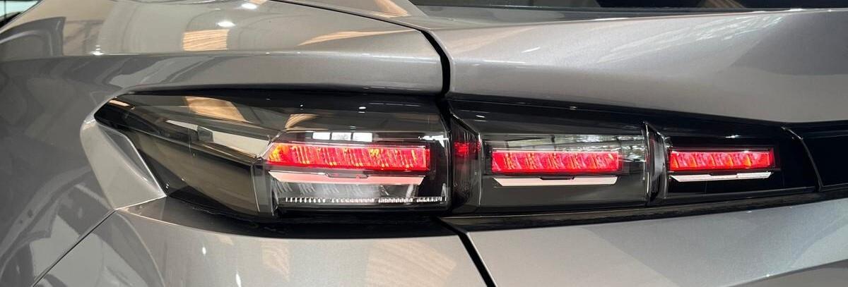 Peugeot 408 PureTech 130 S&S EAT8 Allure