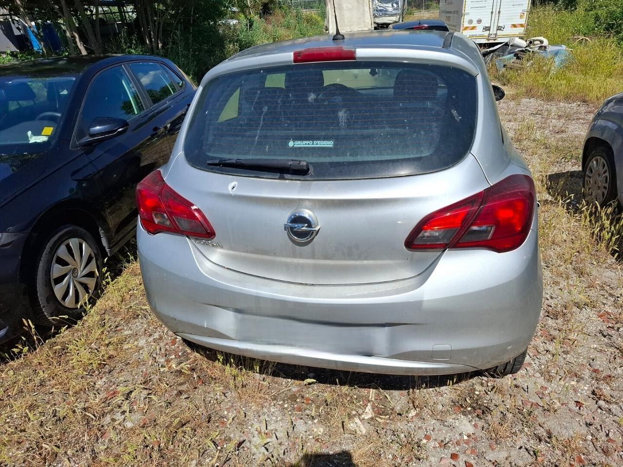 OPEL CORSA E 2017 GPL SINISTRATA