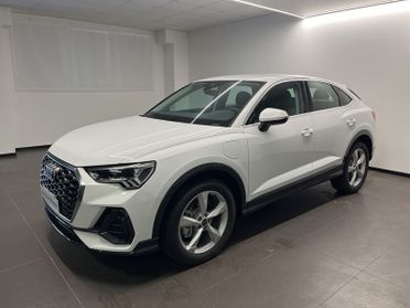 Audi Q3 Audi Sportback Business Plus 45 TFSI e 180(245) kW(CV) S tronic