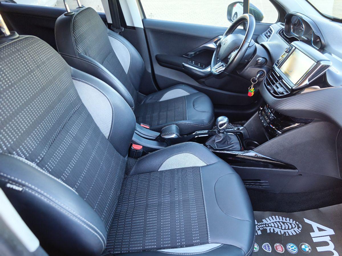 PEUGEOT 2008 1.6 BlueHDi 120 CV Allure