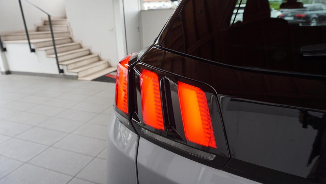 Peugeot 3008 BlueHDi 130 S&S EAT8 Allure Pack