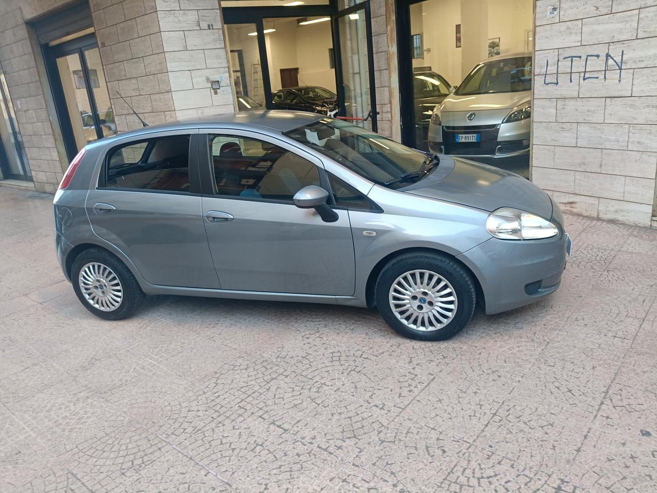 FIAT GRANDE PUNTO 1.3 MJT DIESEL -Euro 2790