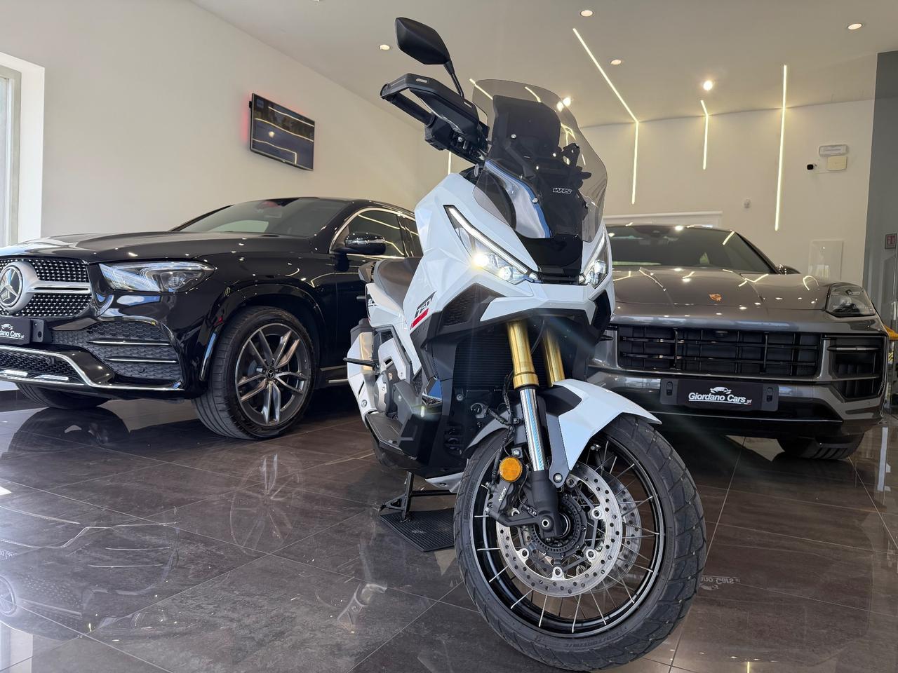 Honda X-ADV 750 advenure garanzia casa madre