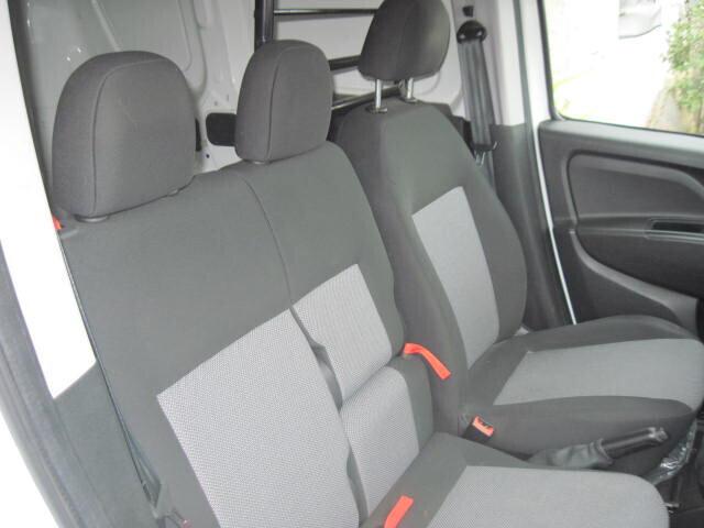 Doblò 1.6 MJT 105 CV Cargo 3 POSTI SOLO KM 80000