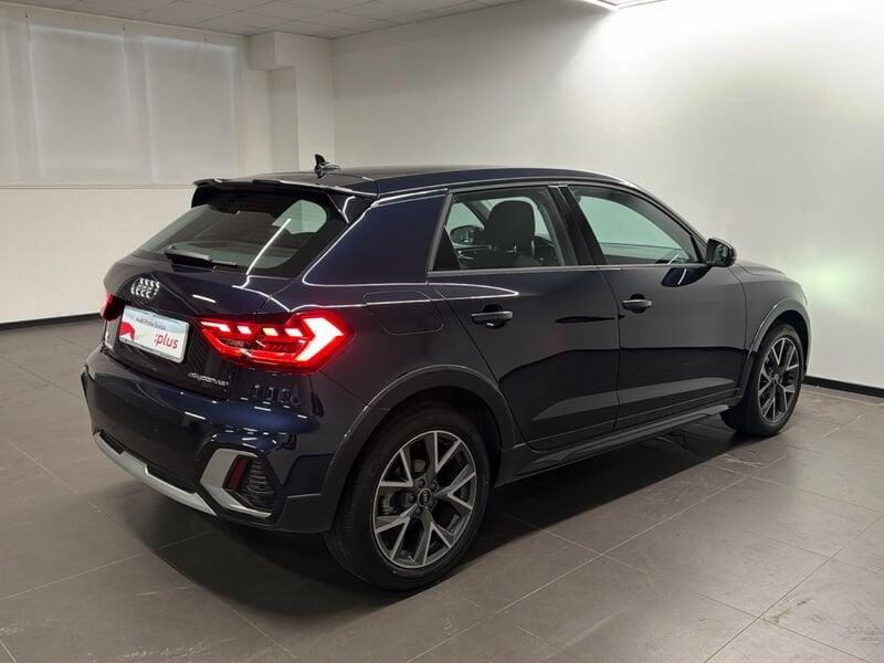 Audi A1 A1 CITYCARVER 30 1.0 TFSI ADMIRED S-TRONIC 110CV