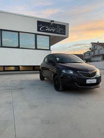 Lancia Ypsilon 1.0 FireFly 5 porte S&S Hybrid Ecochic Gold