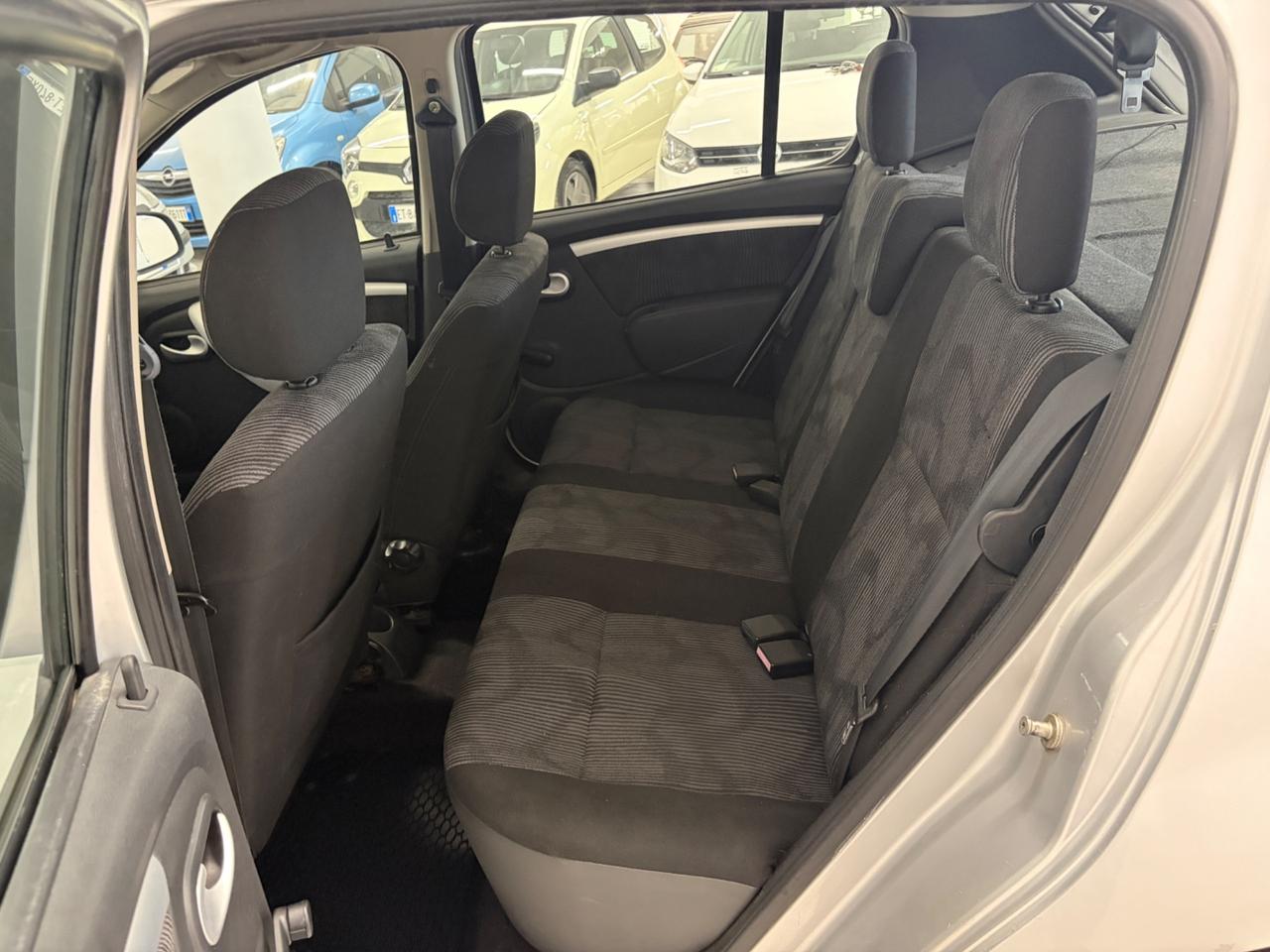 Dacia Sandero 1.4 8V GPL Lauréate Perfetta