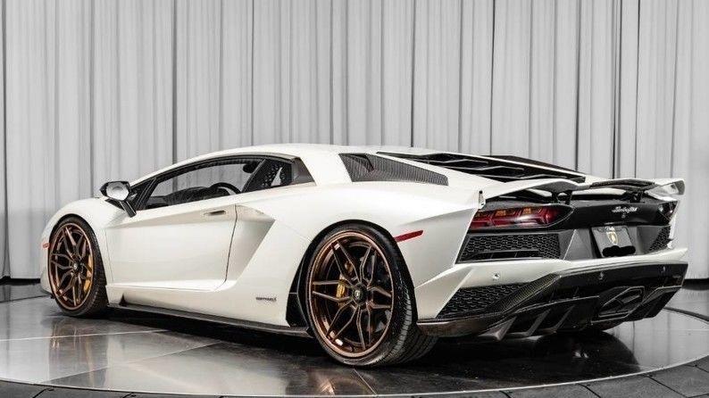 LAMBORGHINI Aventador S 6.5 V12 NOLEGGIO LUNGO TERMINE LEASING ALL INCLUSIVE