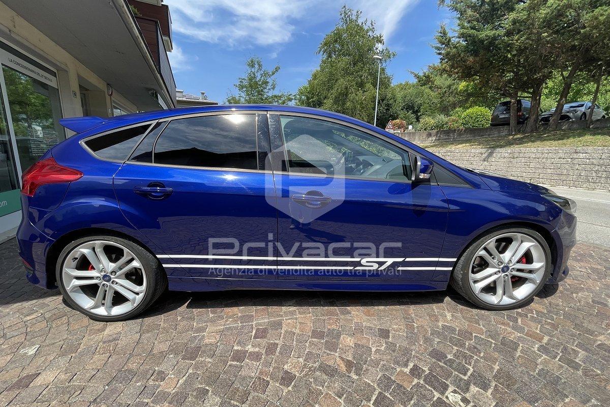 FORD Focus 2.0 EcoBoost 250 CV ST3