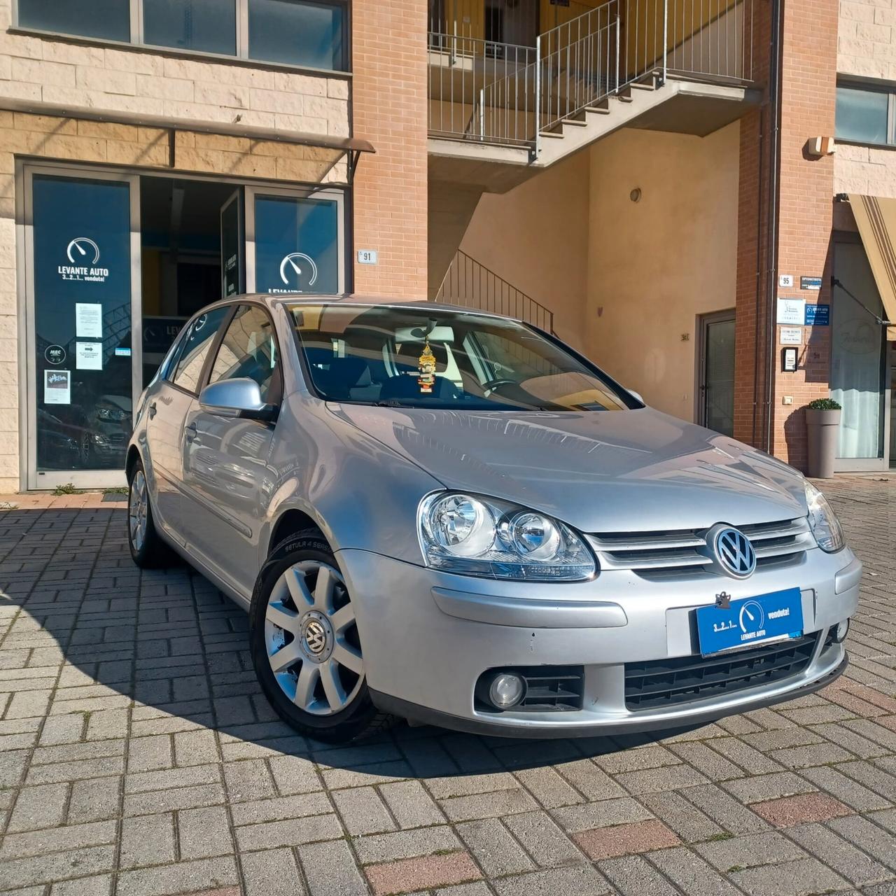 196.118KM GOLF 5 2.0 TDI UNICO PROPRIETARIO