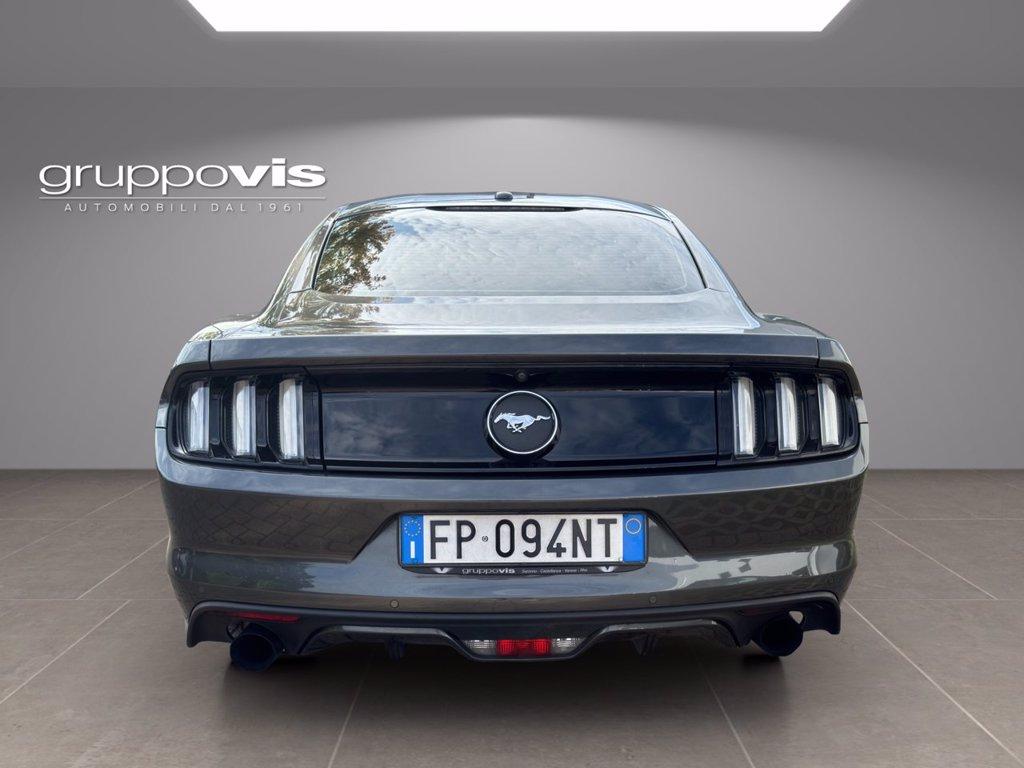 FORD Mustang Fastback del 2018