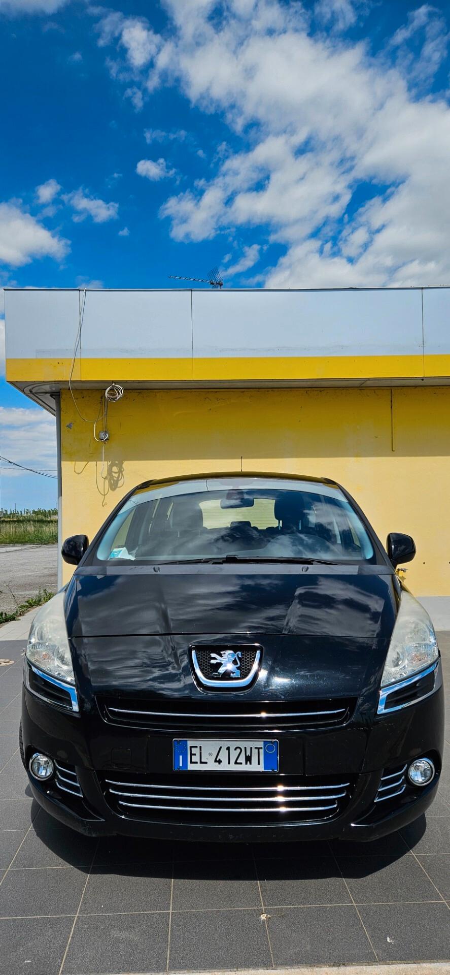 Peugeot 5008 1.6 HDi 112CV Access