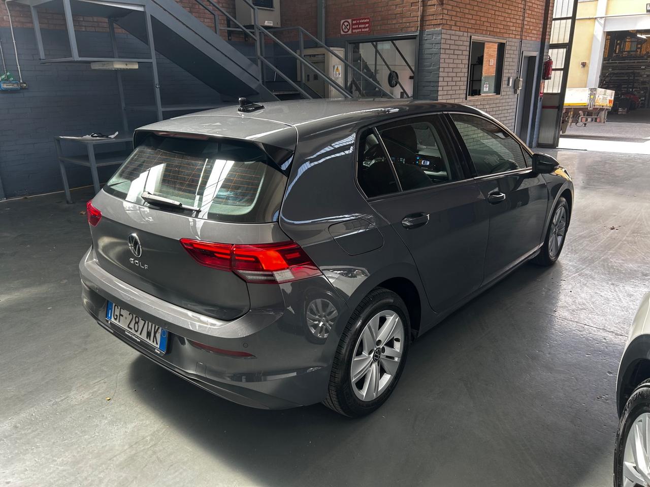Volkswagen Golf 2.0 TDI 115 CV SCR Life Neopatentati