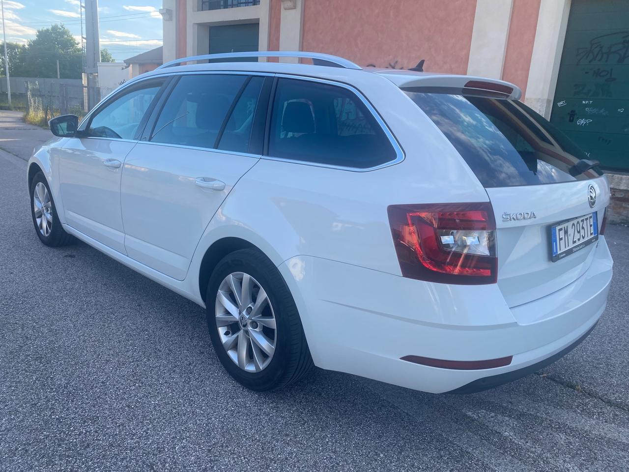 Skoda Octavia 1.4 TSI Wagon Executive G-Tec