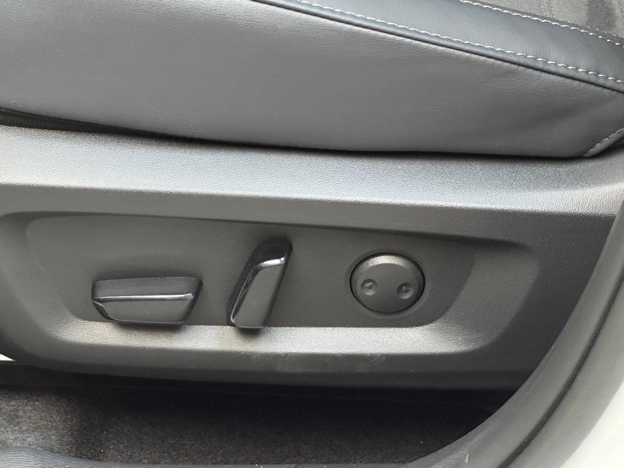 Mitsubishi Outlander 2.4 phev Intense con 8 Anni di Garanzia