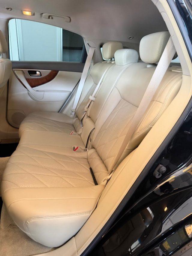 INFINITI QX70 3.0 diesel V6 AT GT Premium //TETTO//360/PELLE//21