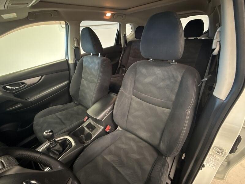 Nissan X-Trail III 2014 1.6 dci Visia 2wd E6