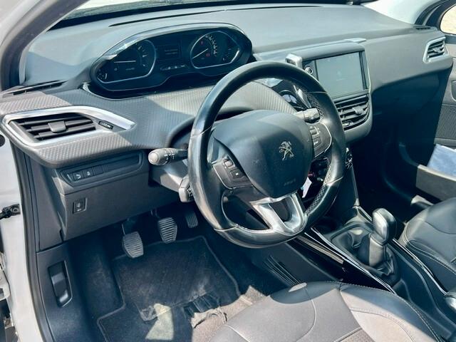 Peugeot 2008 1.2 PureTech 82 cv - 2017