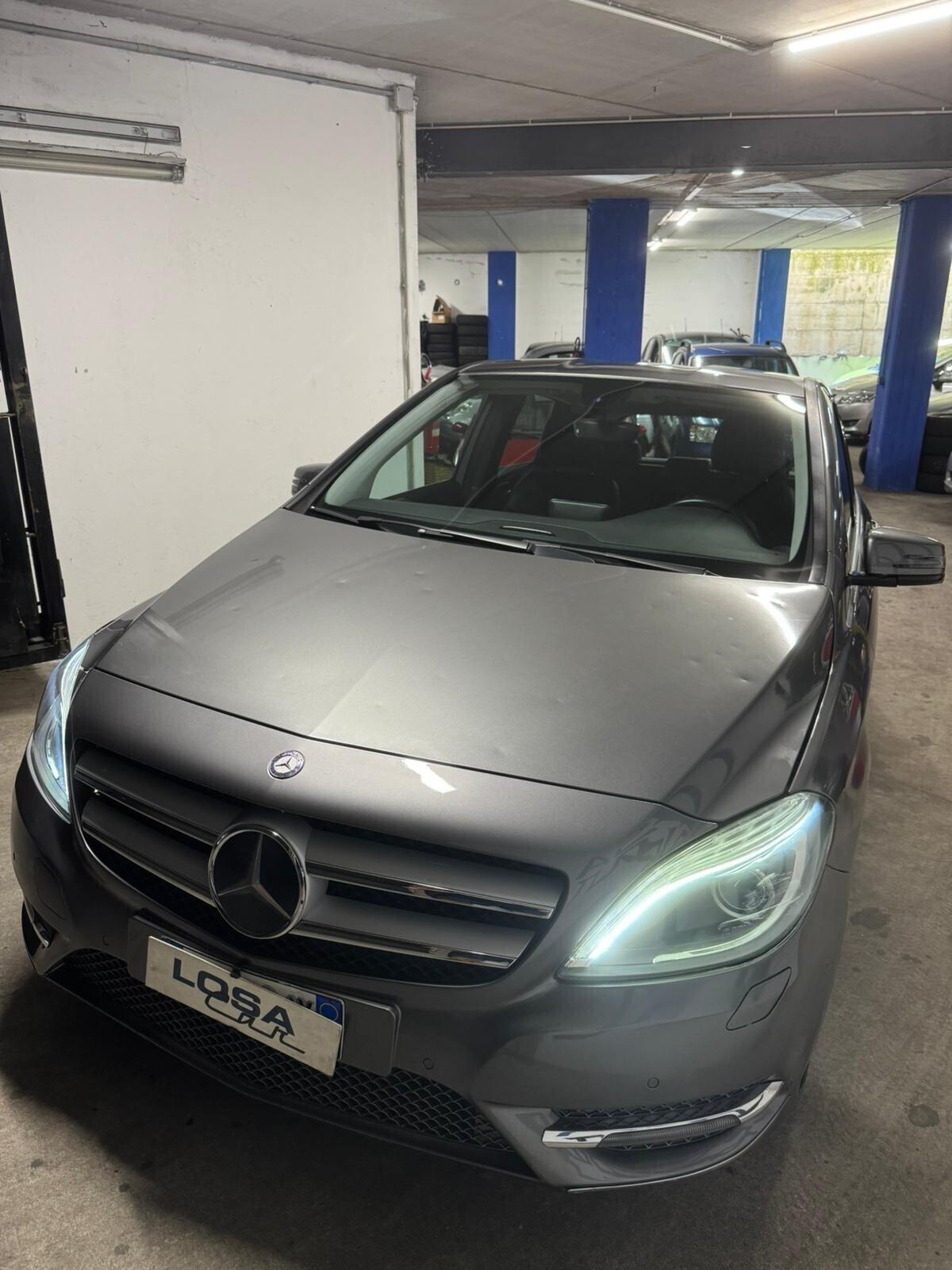 Mercedes-benz B 180 Premium 2013 Euro 6