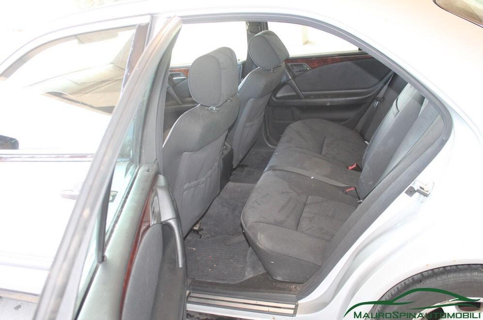 Mercedes-benz E 200 MERCEDES KOMPRESSOR ELEGANCE 186 CV