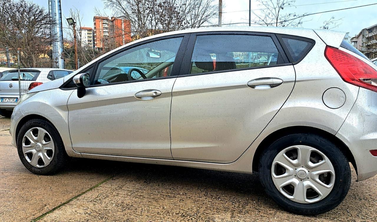 Ford Fiesta 1.4 TDCi 5p. Ghia