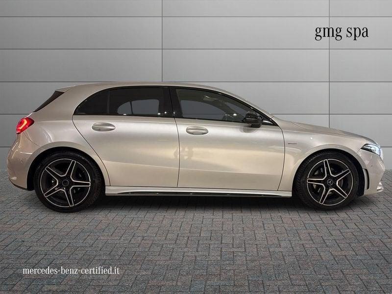 Mercedes-Benz Classe A A 180 d Premium Night edition auto