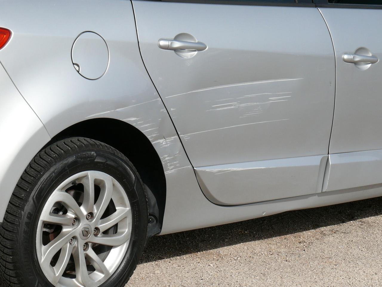 Renault Scenic 7 Posti (M1365)