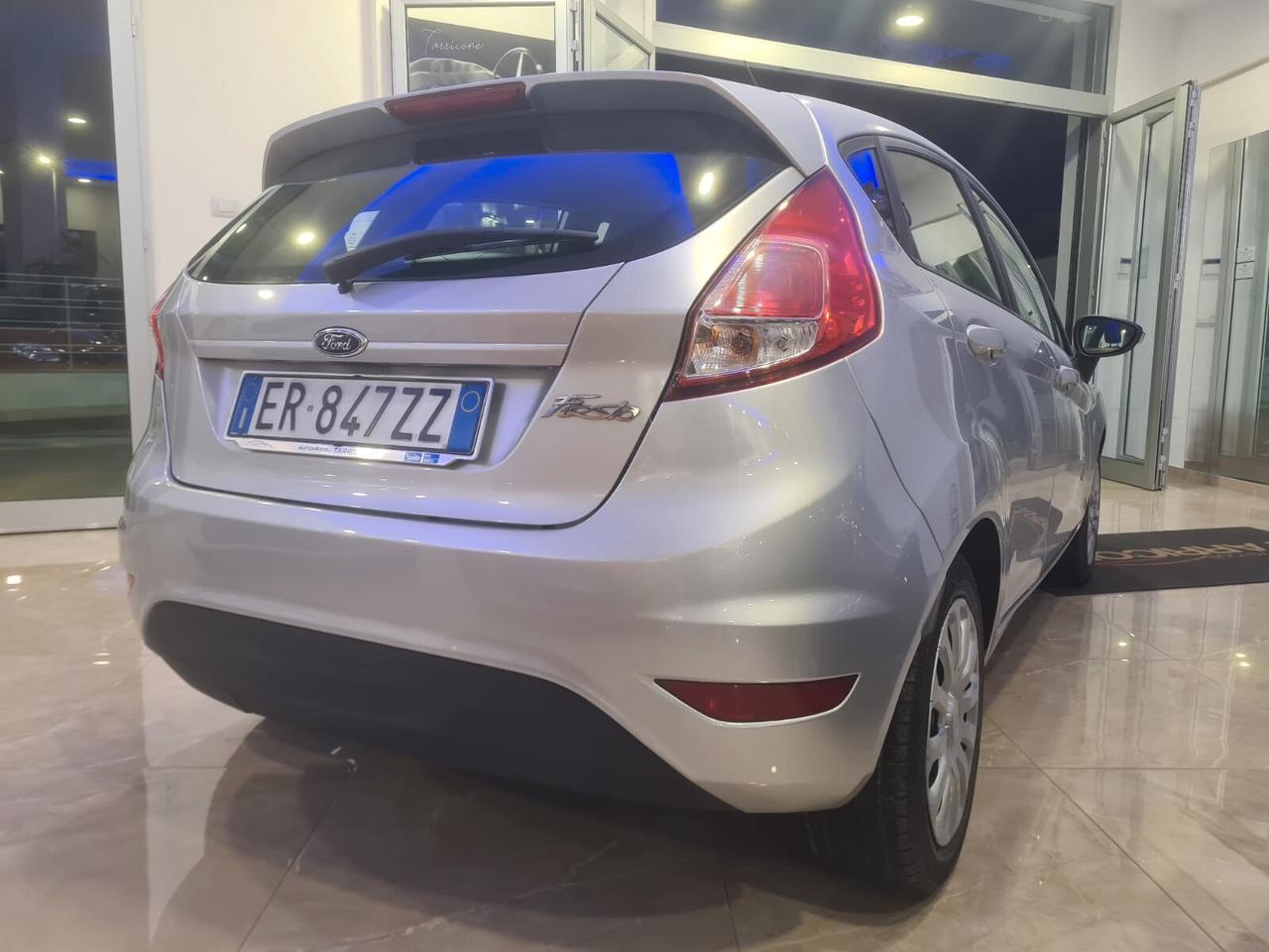 Ford Fiesta 1.2 60CV 5 porte