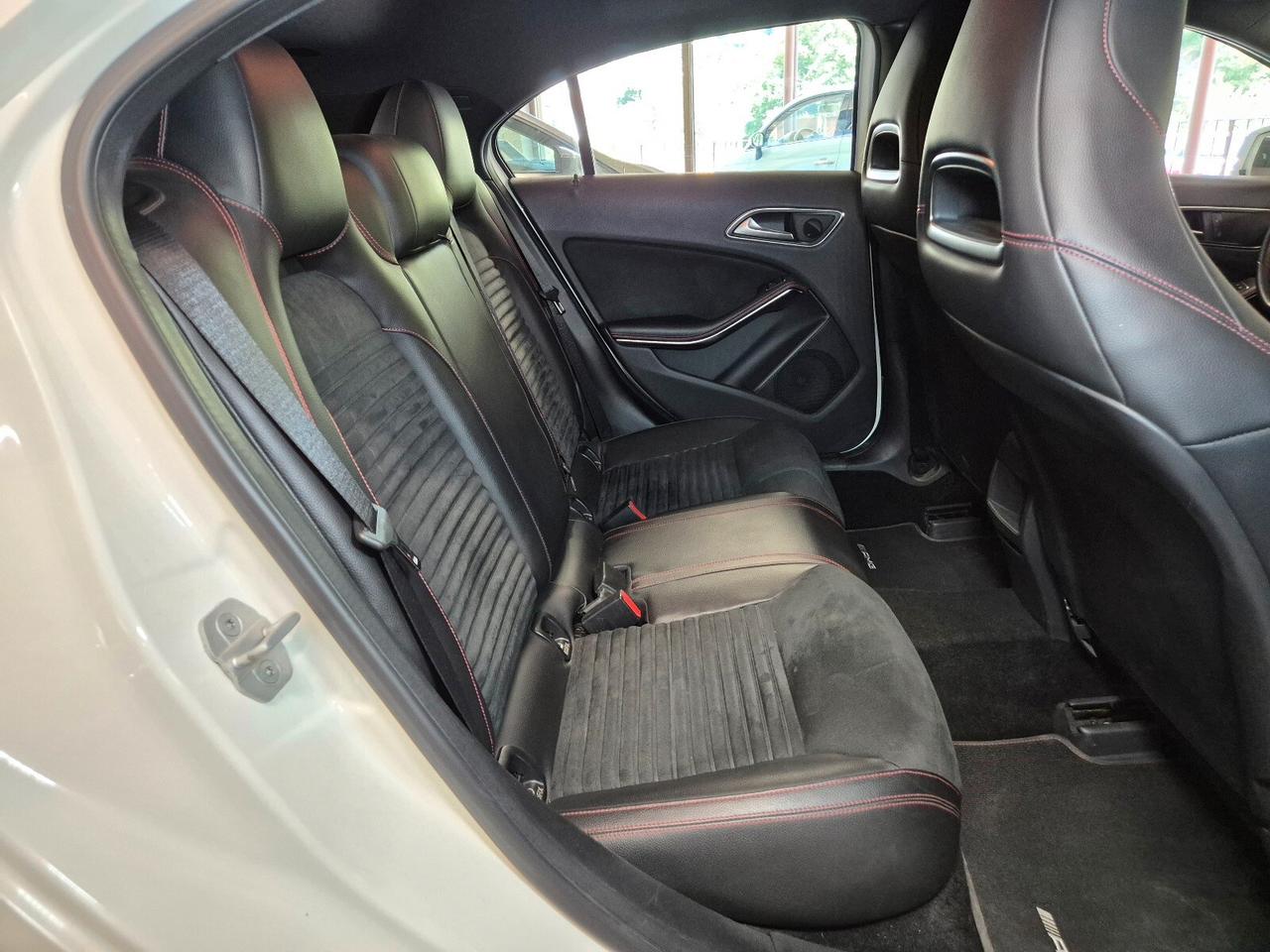 Mercedes A180 Aut. Premium AMG **MOTORE MERCEDES**