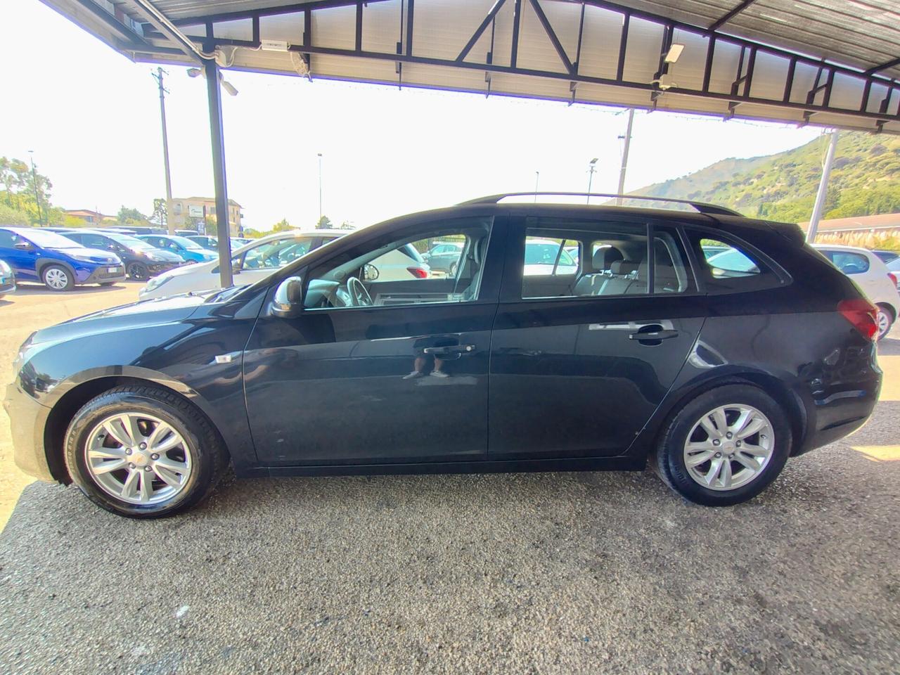 Chevrolet Cruze 1.7 Diesel Station Wagon LTZ