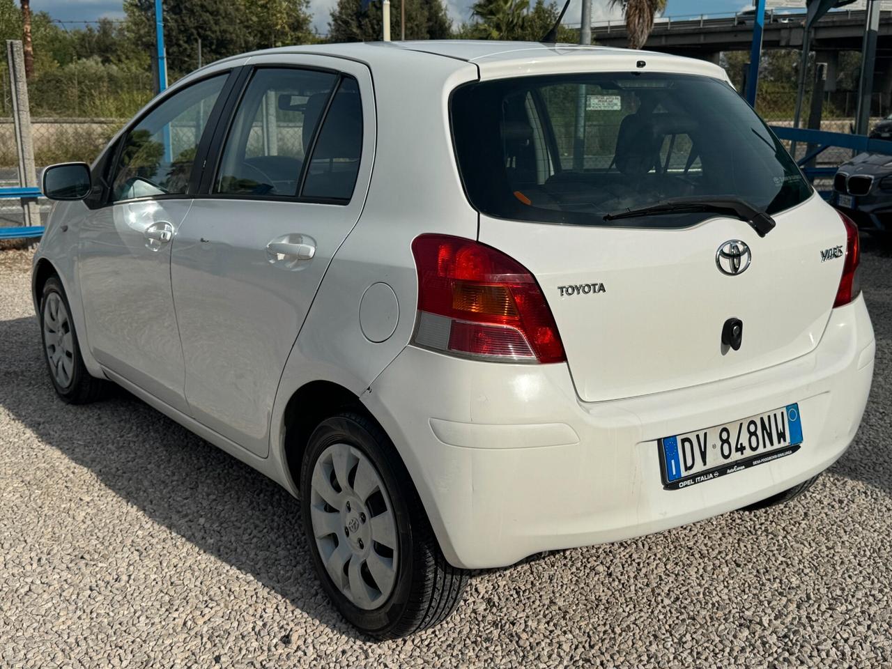 Toyota Yaris 1.0 5 porte clima idroguida km certificati 2009
