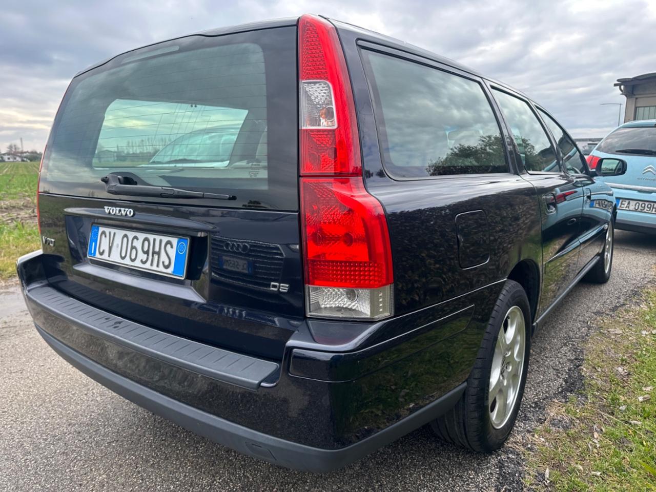 Volvo V70/XC70 V70 2.4 D 20V (163CV) cat Momentum