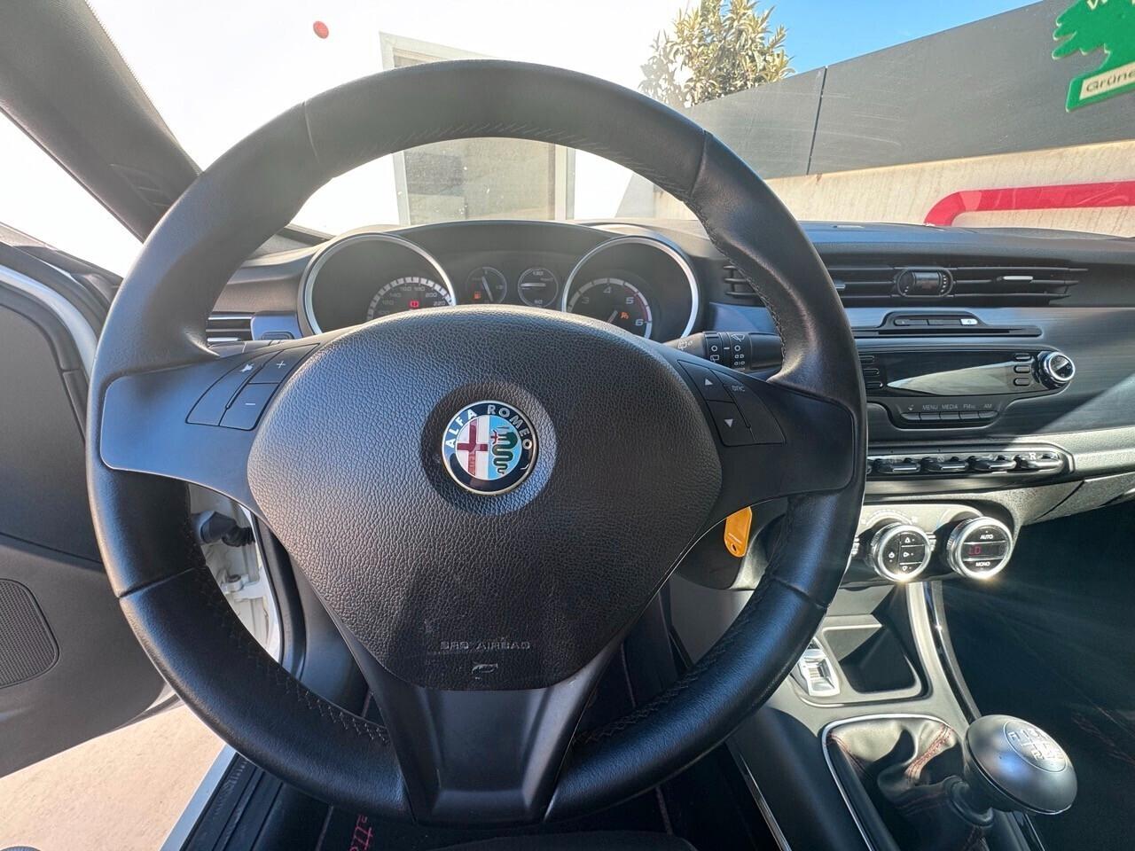 Alfa Romeo Giulietta 1.6 JTDm-2 105 CV Distinctive
