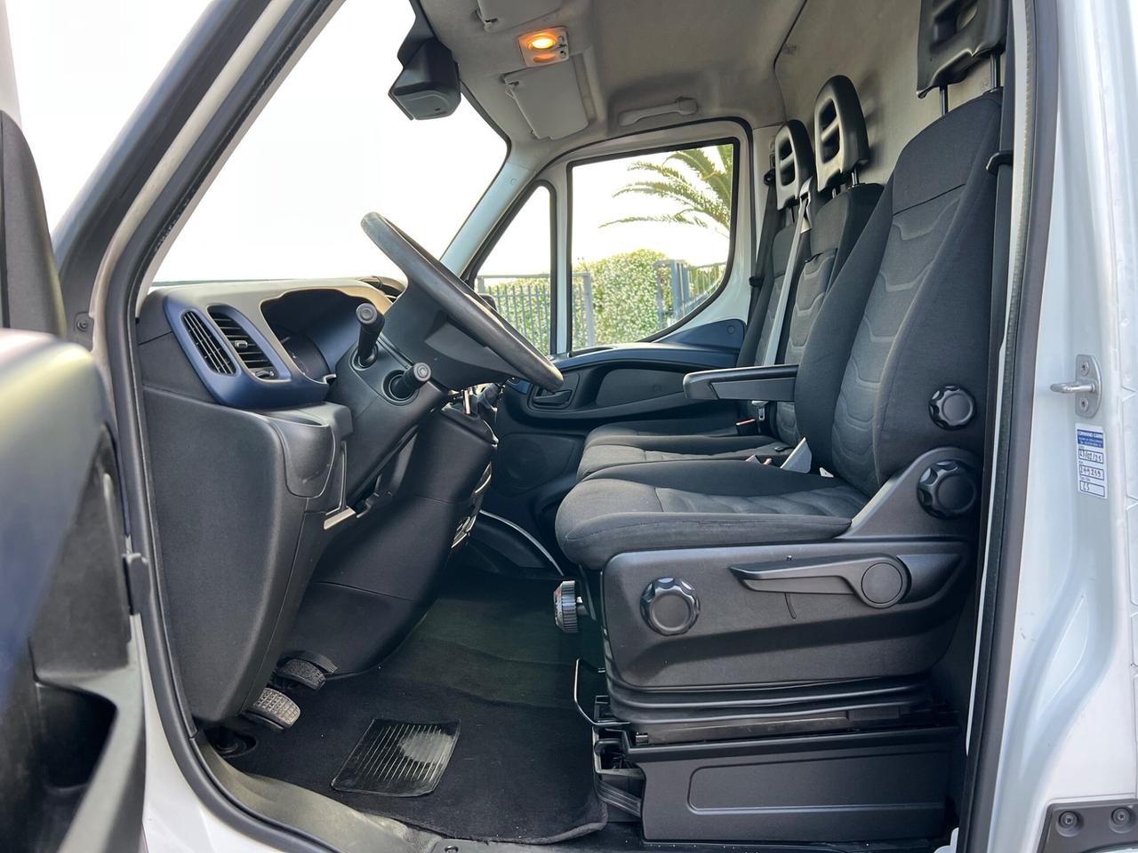 Iveco Daily 35S14 2.3 MJT 140cv L2H2 - 2017