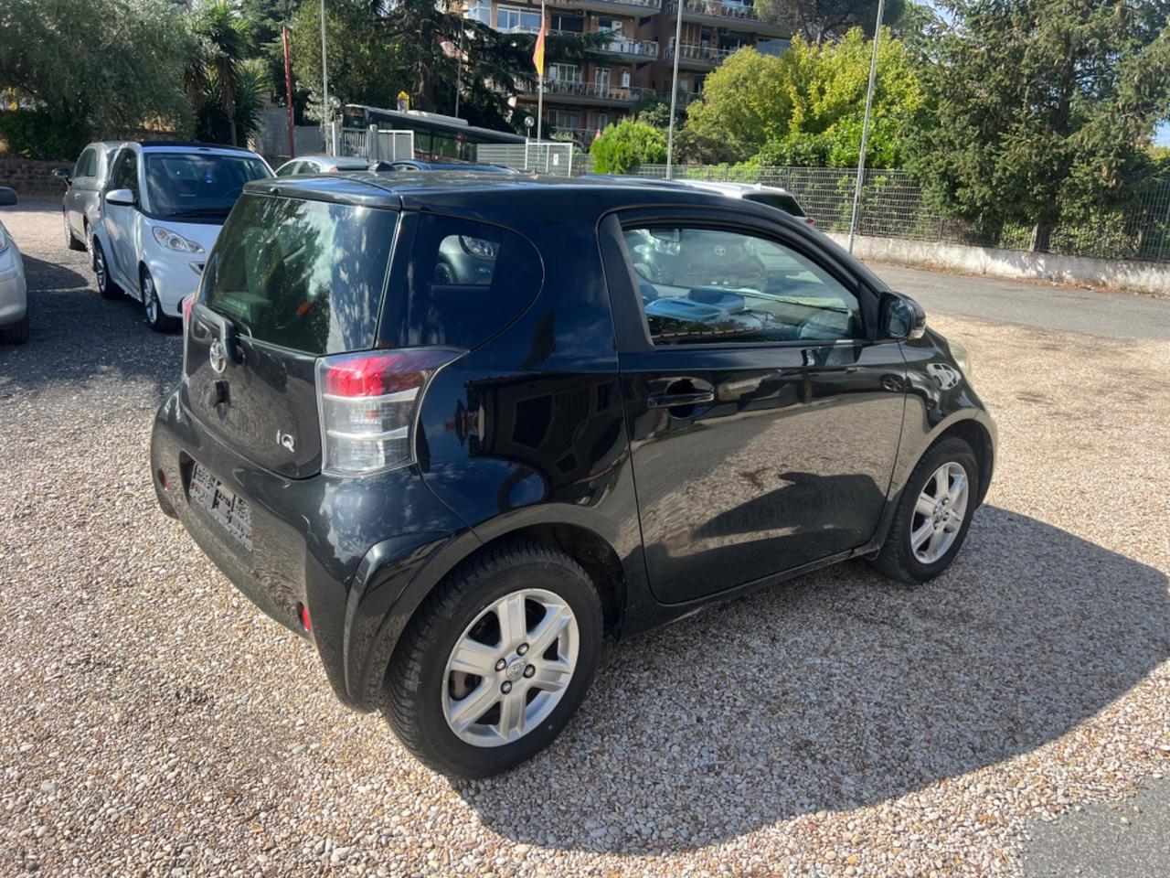 Toyota iQ 1.0 Sol