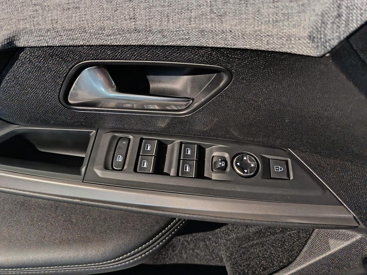 Peugeot 3008 Hybrid 145 e-DCS6 Allure