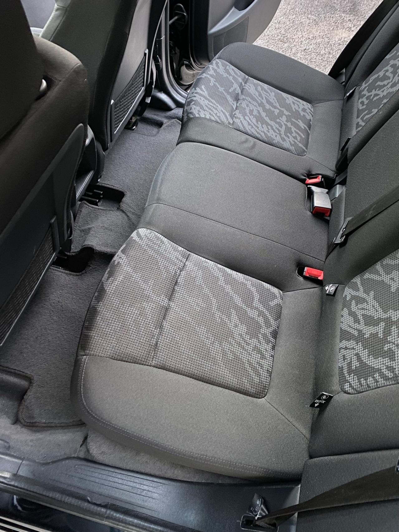 Peugeot 3008 1.6 e-HDi 112cv AUTOMATICA “Allure”