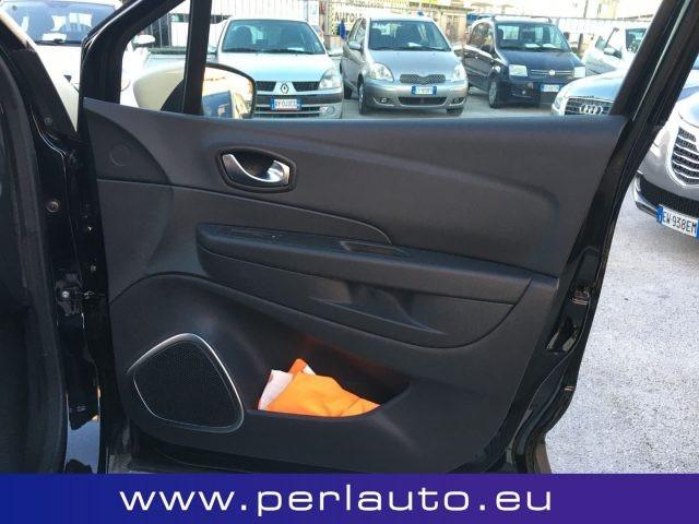 RENAULT Captur dCi 8V 110 CV Start&Stop Energy Initiale Paris