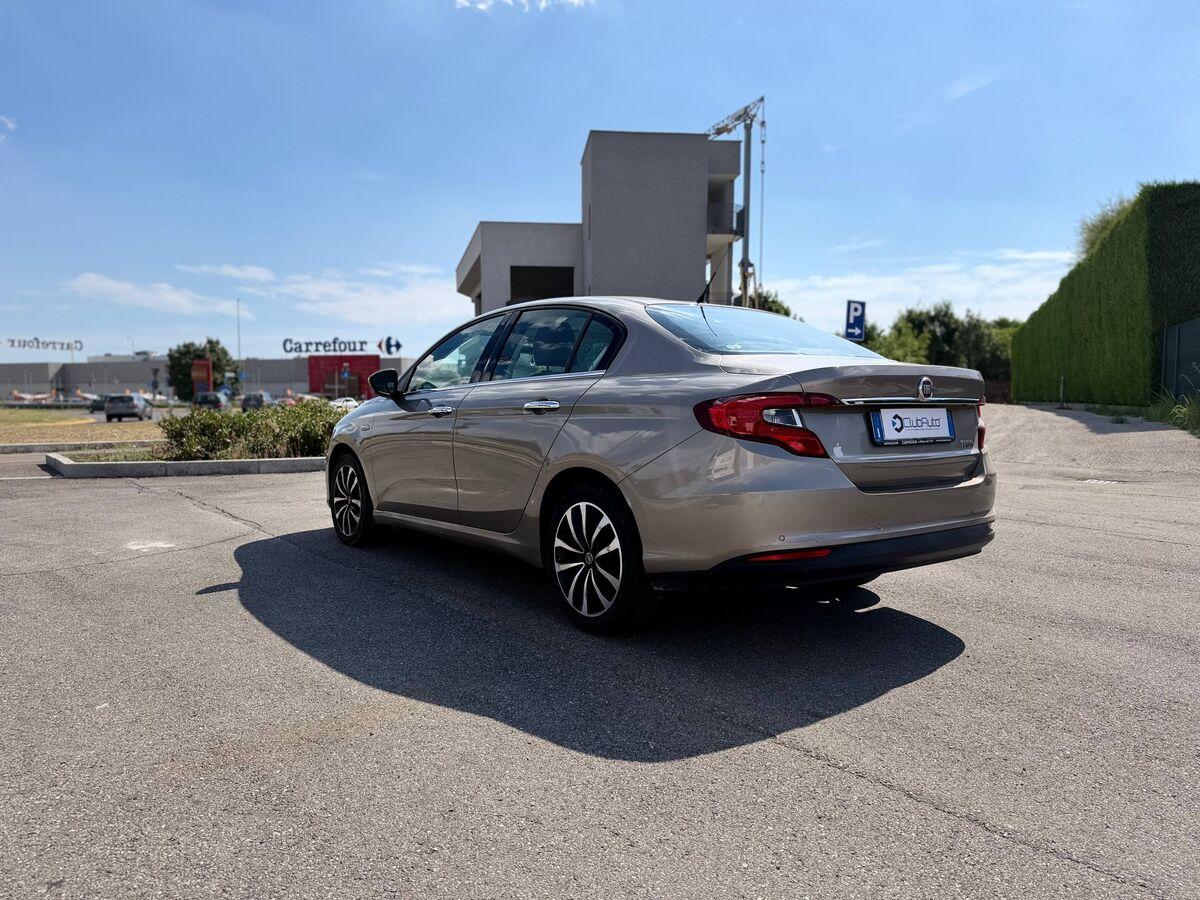 Fiat Tipo 1.4 Lounge 95cv