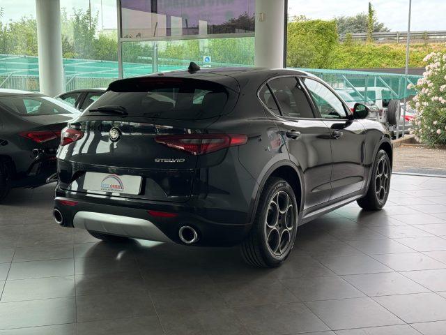 ALFA ROMEO Stelvio 2.0 Turbo 200 CV AT8 Q4 Super