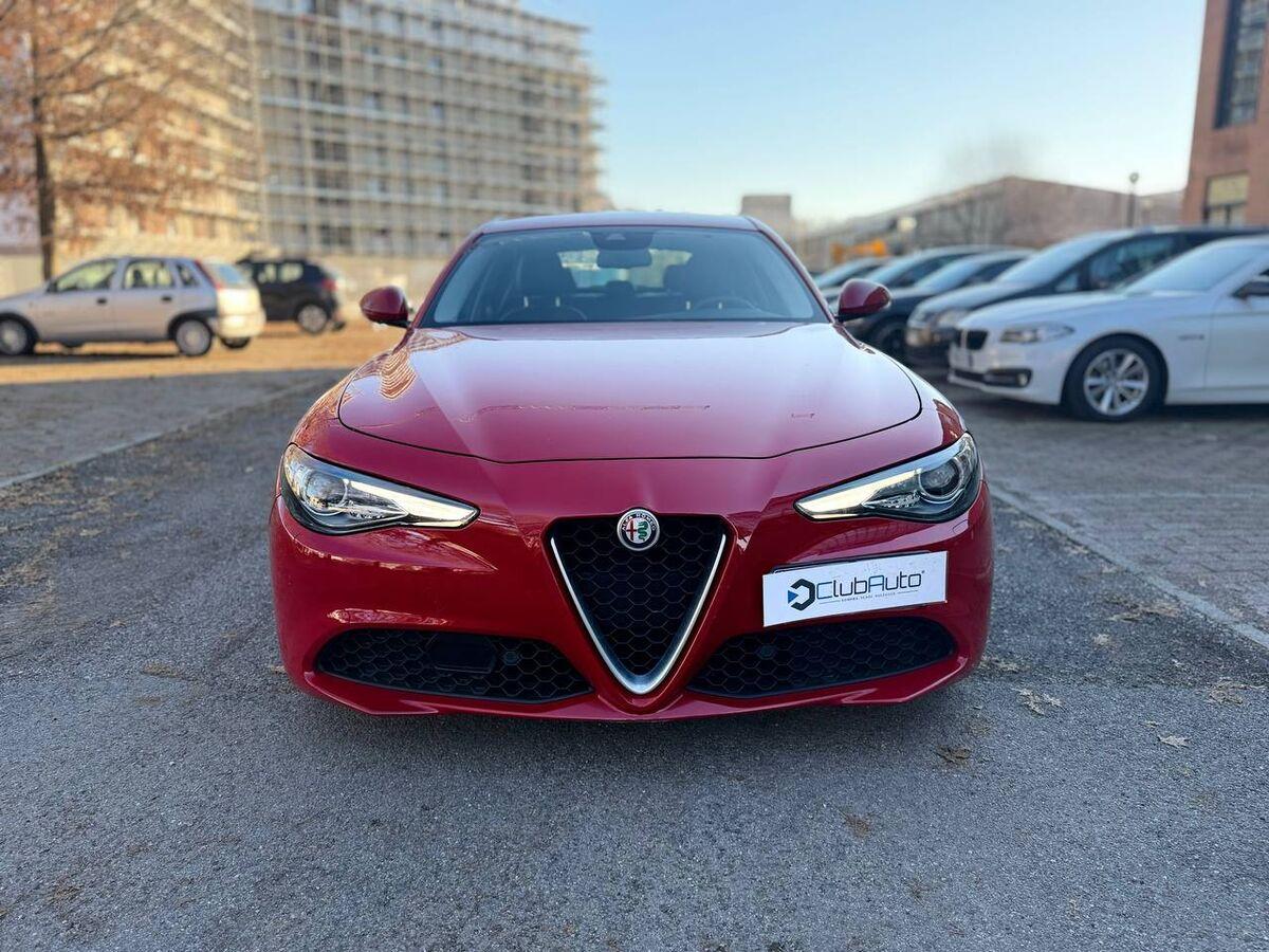 Alfa Romeo Giulia 2.2 t Giulia 150cv