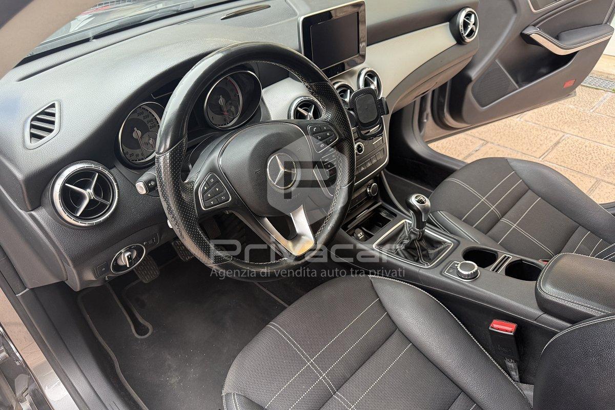 MERCEDES CLA 200 CDI S.W. Business