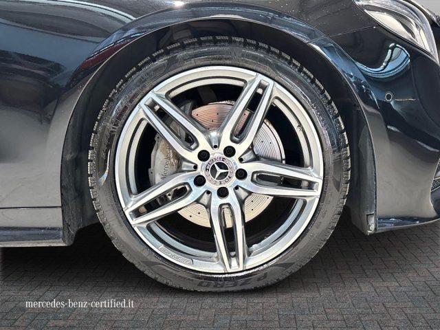 MERCEDES-BENZ E 220 d 4Matic Premium