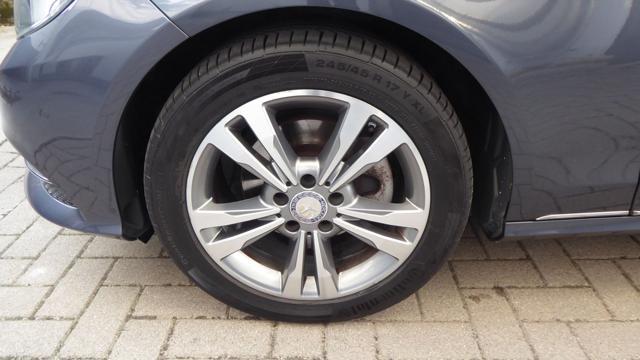 MERCEDES-BENZ E 220 BlueTEC S.W. Automatic Sport