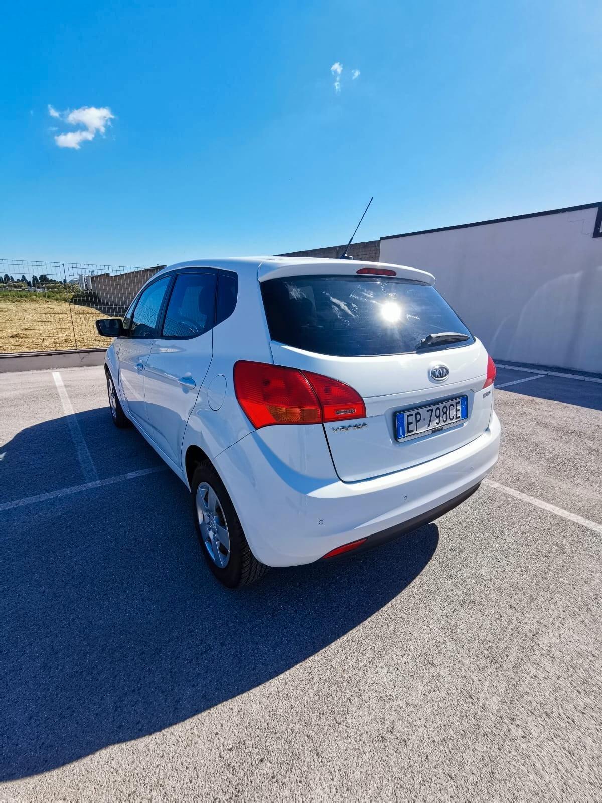 Kia Venga 1.4 CRDi 90CV Cool - 2013