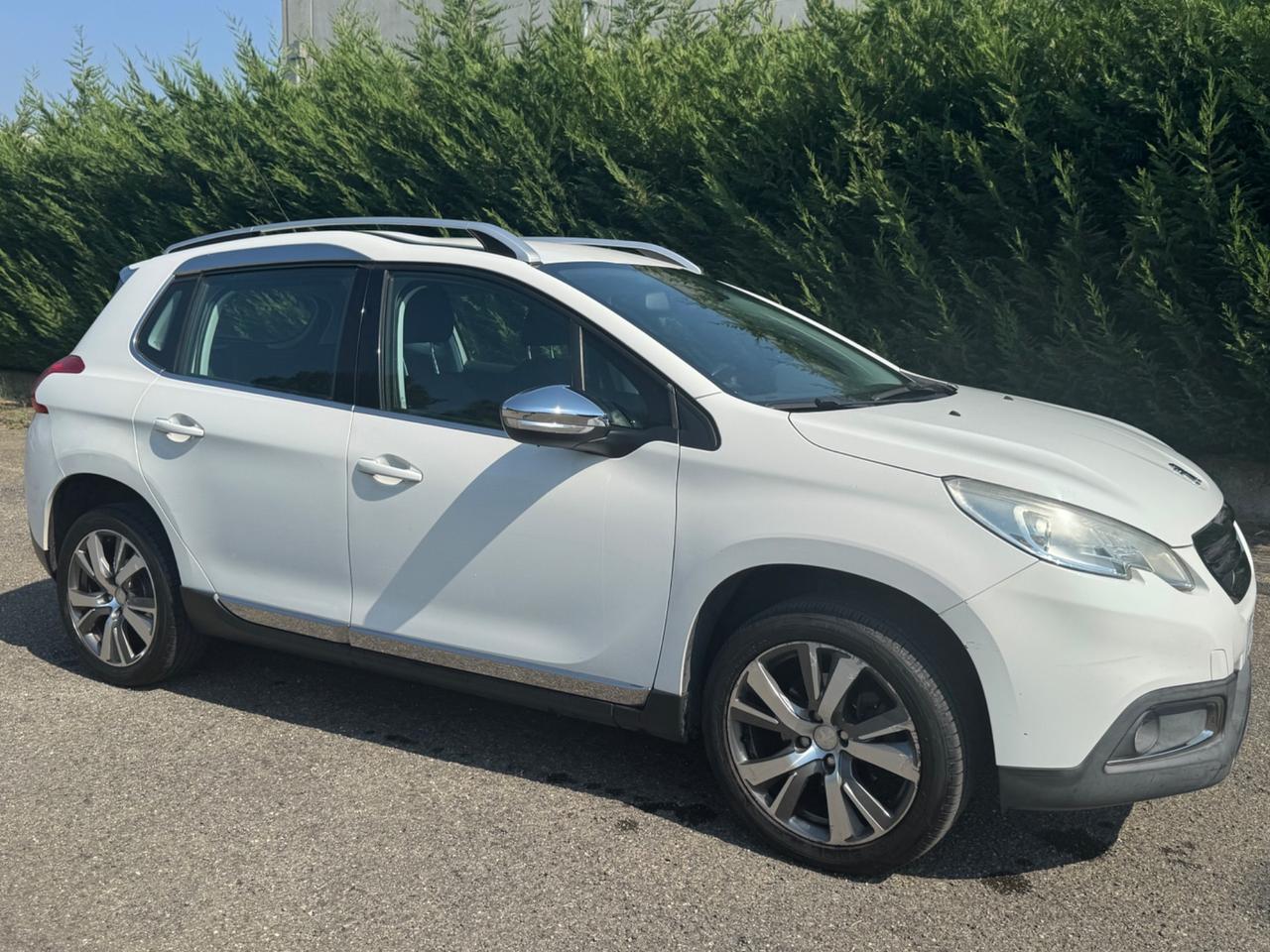 Peugeot 2008 PureTech 82 Allure