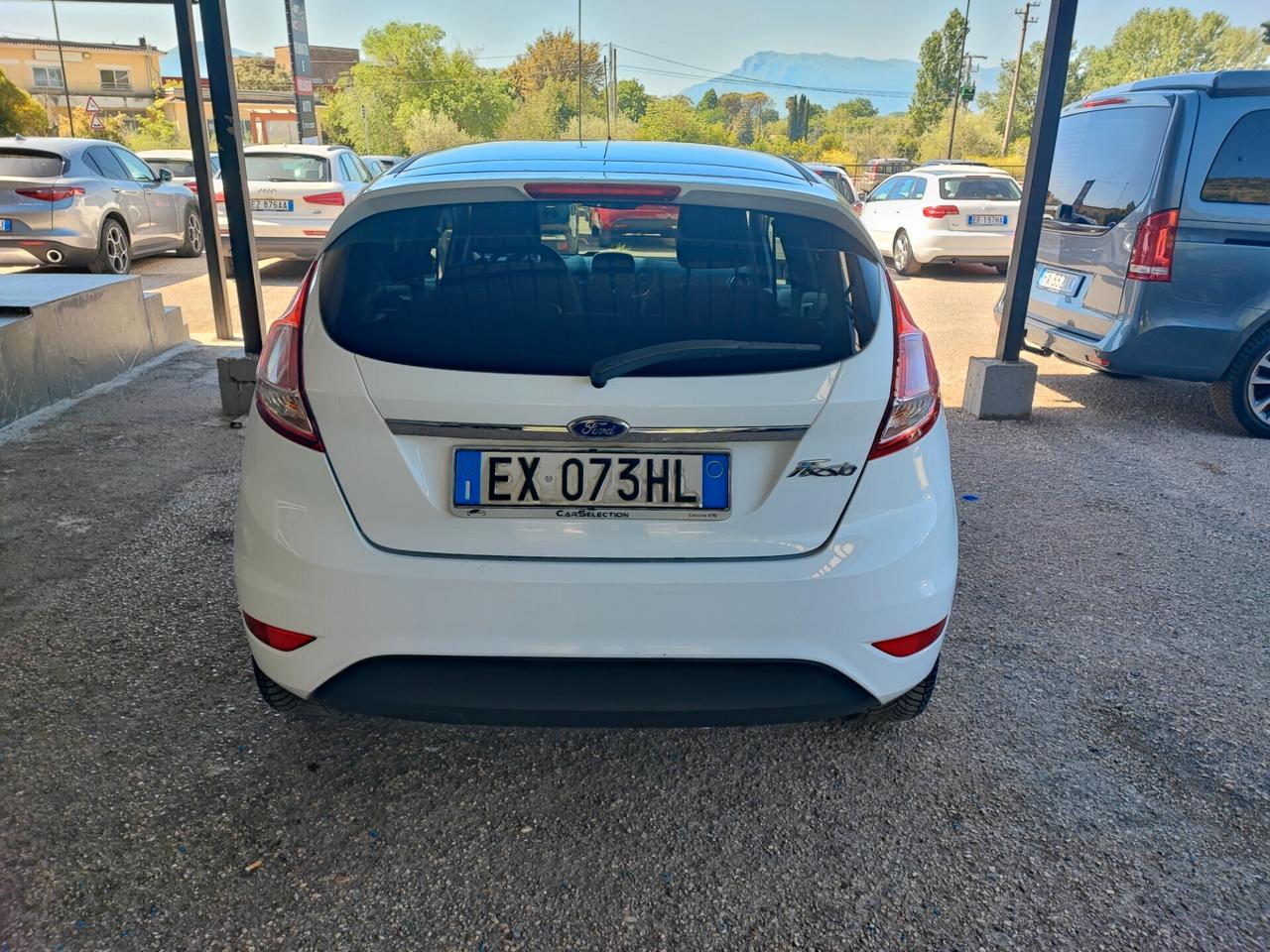Ford Fiesta 1.4 5 porte Bz.- GPL