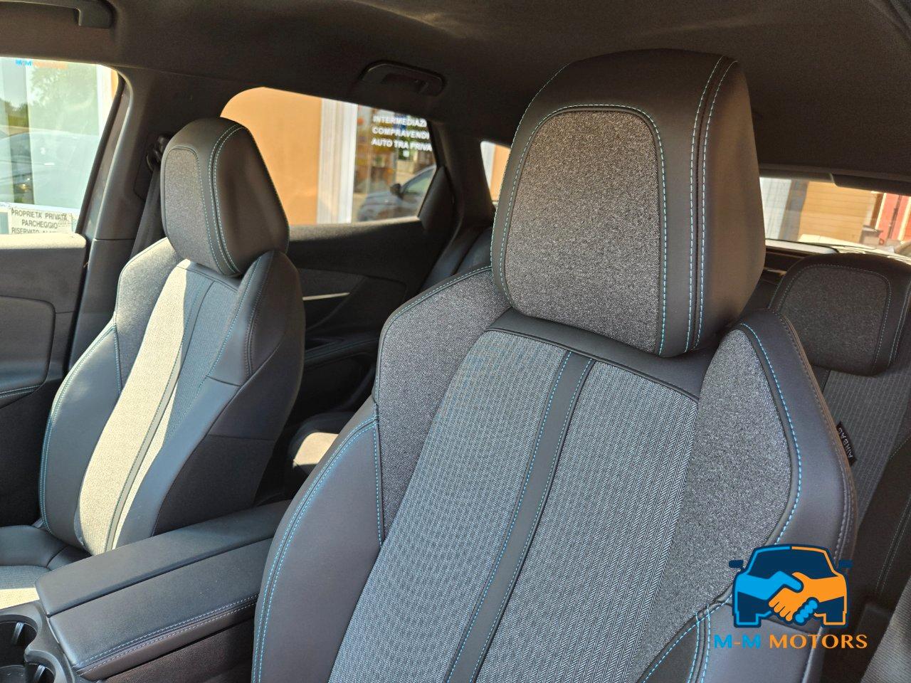 Peugeot 3008 3008 1.6 hybrid phev Allure 225cv e-eat8