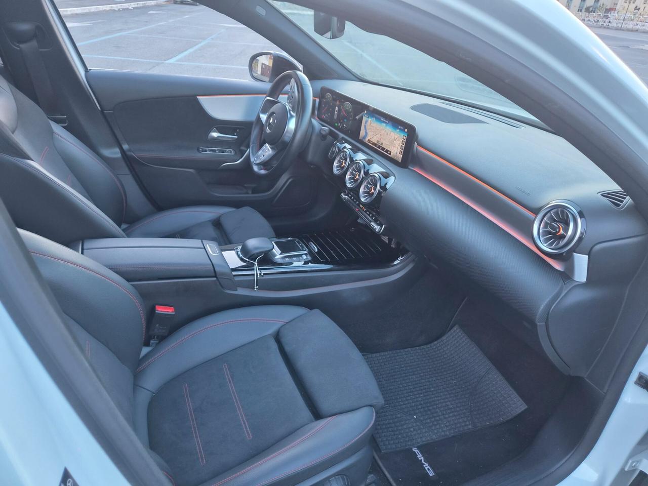 Mercedes-benz A 250 e hybrid EQ Premium